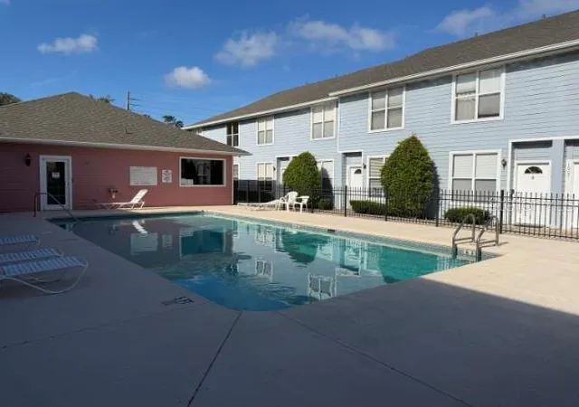 5th image of 3940 Sw 20th Ave #1107, Gainesville, FL 32607 | MLS# GC541639