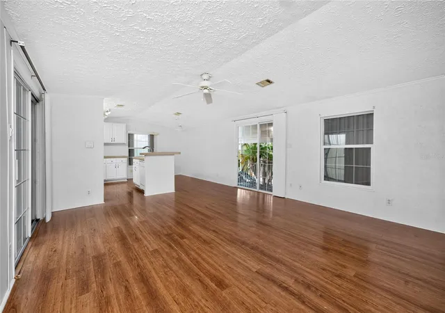 3rd image of 10 Holland Dr, Punta Gorda, FL 33950 | MLS# A4698775