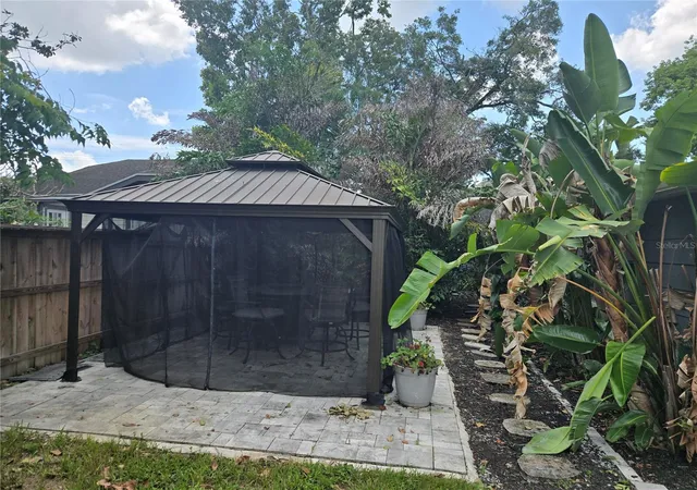 35th image of 300 E Idlewild Ave, Tampa, FL 33604 | MLS# TB8525275