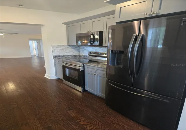 5th image of 300 E Idlewild Ave, Tampa, FL 33604 | MLS# TB8525275