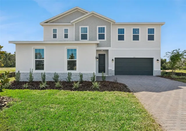 Photo 1 of Single family home for sale at 714 Emerald Grv Dr, Apopka, FL 32703 | MLS# W7887281 | Listing updated on 2026-10-06