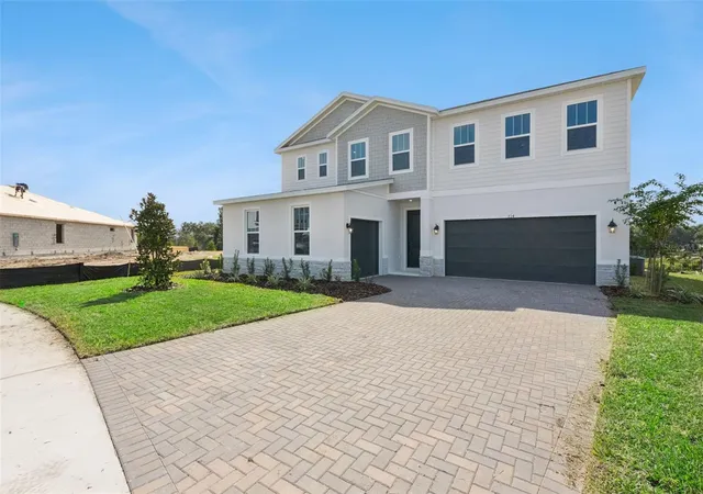 Photo 2 of Single family home for sale at 714 Emerald Grv Dr, Apopka, FL 32703 | MLS# W7887281 | Listing updated on 2026-10-06