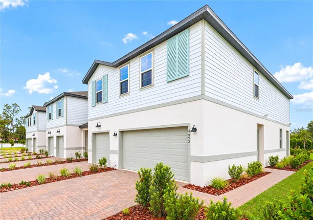 Photo 1 of Townhouse for sale at 4947 Winding River Rd, Orlando, FL 32822 | MLS# W7887282 | Listing updated on 2026-09-25