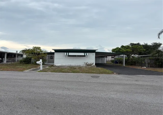 Photo 1 of Sale Pending at 6580 Seminole #102, Seminole, FL 33772 | MLS# TB8525287 | Listing updated on 2026-08-20