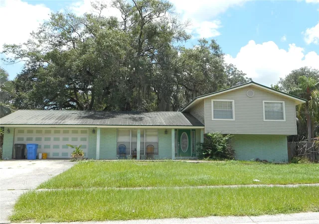 1st image of 1203 Lake Valrico Ln, Valrico, FL 33594 | MLS# TB8525293