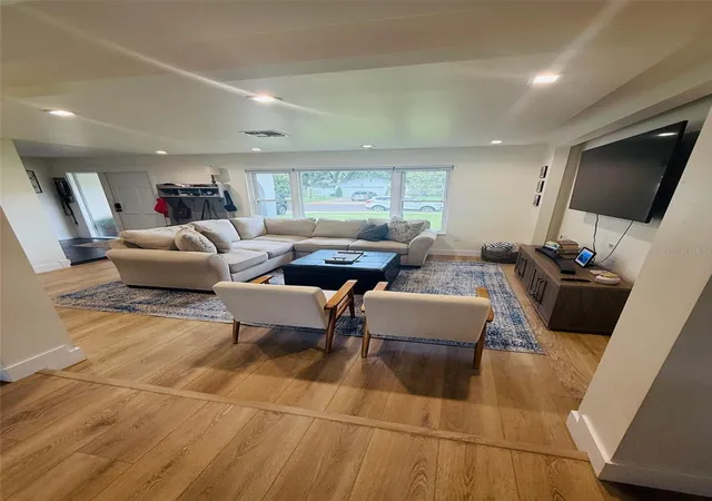 3rd image of 1956 Japonica Rd, Winter Park, FL 32792 | MLS# O6421731