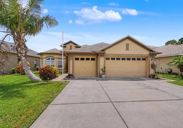 Photo 1 of Single family home for sale at 2811 Ravendale Ln, Holiday, FL 34691 | MLS# TB8525309 | Listing updated on 2026-09-17