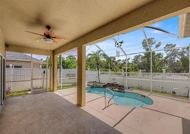 Homes for sale in Holiday, FL | 2811 Ravendale Ln, Holiday, FL 34691 | MLS# TB8525309