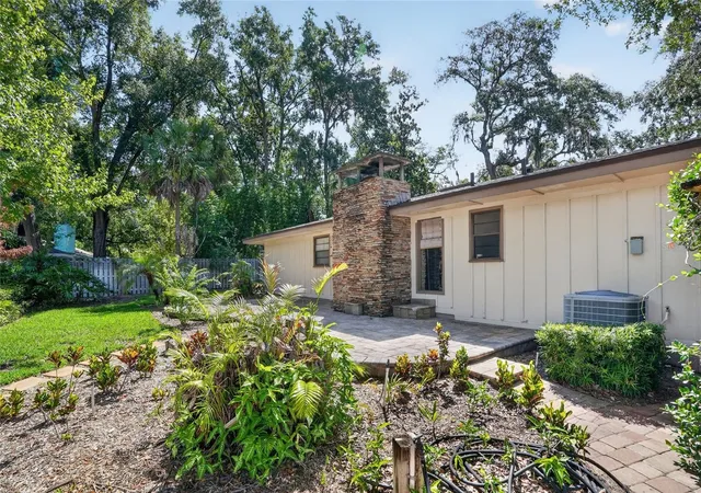 Homes for sale in Windermere, FL | 2053 Woody Dr, Windermere, FL 34786 | MLS# O6421738