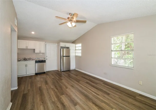 Photo 4 of Sale Pending at 9216 W Patterson St, Tampa, FL 33615 | MLS# TB8525312 | Listing updated on 2026-10-07