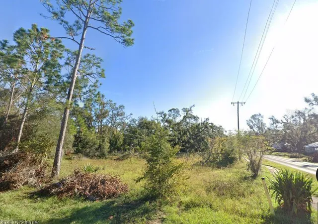 Homes for sale in Perry, FL | 400 W Ash St, Perry, FL 32347 | MLS# A4698783