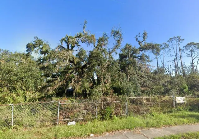 Homes for sale in Perry, FL | 400 W Ash St, Perry, FL 32347 | MLS# A4698783