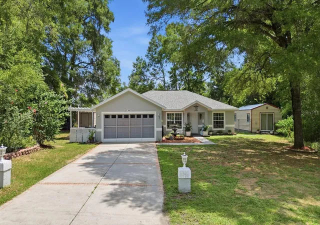 Homes for sale in Citrus Springs, FL | 8667 N Upland Dr, Citrus Springs, FL 34434 | MLS# OM727791