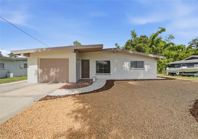 2nd image of 197 Overbrook Dr E, Largo, FL 33770 | MLS# TB8525326
