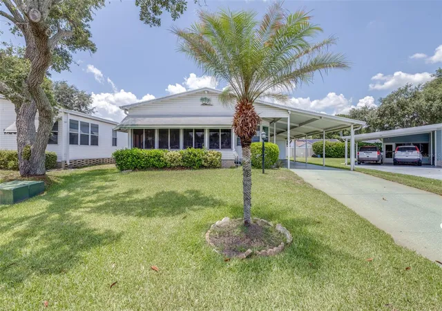 Photo 3 of Manufactured home for sale at 6235 Knotty Pine Dr Se, Winter Haven, FL 33884 | MLS# P4939218 | Listing updated on 2026-08-21