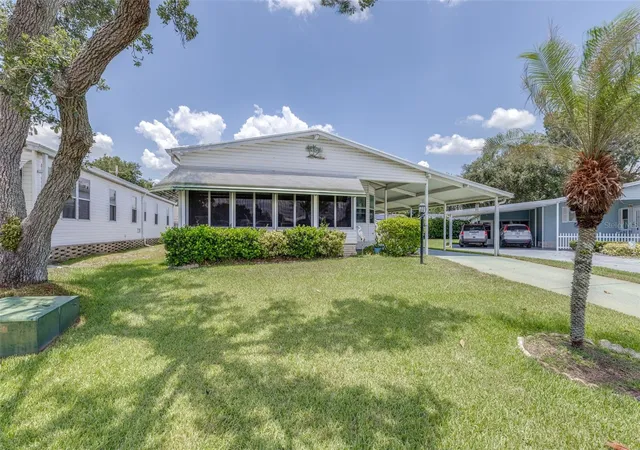 Photo 3 of Manufactured home for sale at 6235 Knotty Pine Dr SE, Winter Haven, FL 33884 | MLS# P4939218 | Listing updated on 2026-08-21