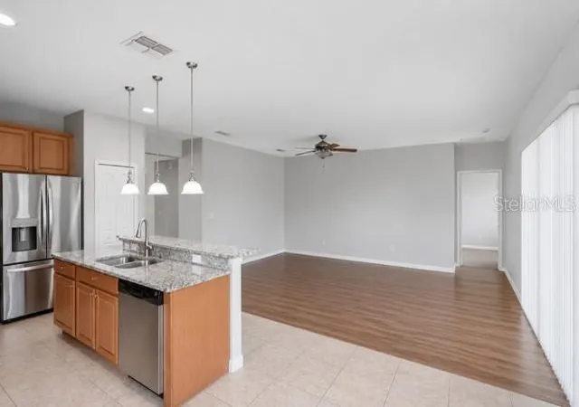 Photo 4 of Single family home for sale at 2317 Crosston Cir, Orlando, FL 32824 | MLS# O6421753 | Listing updated on 2026-09-18