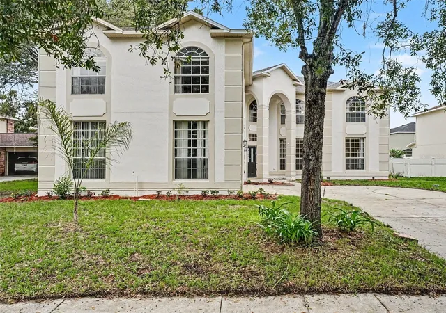 Photo 2 of Single family home for sale at 1268 Foxforrest Cir, Apopka, FL 32712 | MLS# O6421768 | Listing updated on 2026-10-06