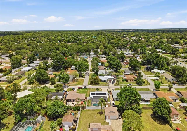 Homes for sale in Sarasota, FL | 2600 Cambridge Dr, Sarasota, FL 34232 | MLS# A4698789