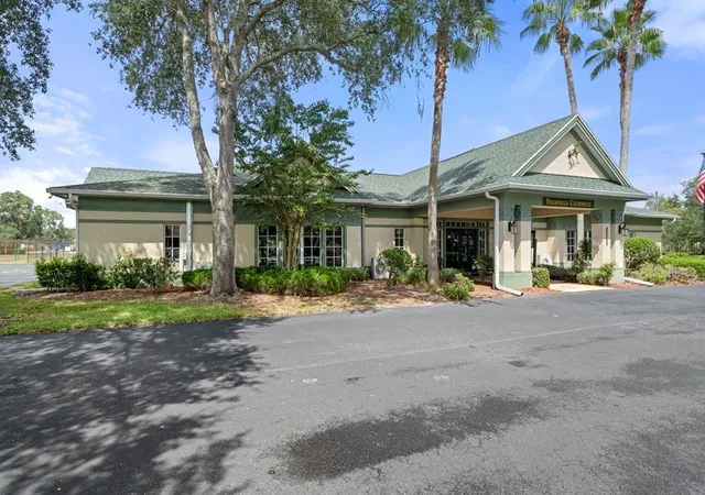 Photo 3 of Single family home for sale at 15437 Deer Path Dr, Brooksville, FL 34604 | MLS# TB8525339 | Listing updated on 2026-09-28