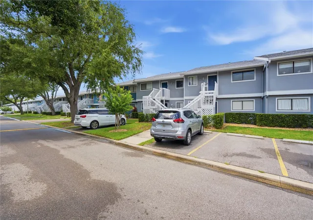 1st image of 6033 34Th St W #44, Bradenton, FL 34210 | MLS# O6421776