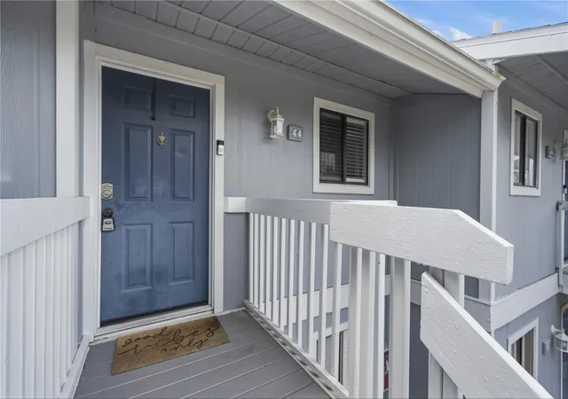 3rd image of 6033 34Th St W #44, Bradenton, FL 34210 | MLS# O6421776
