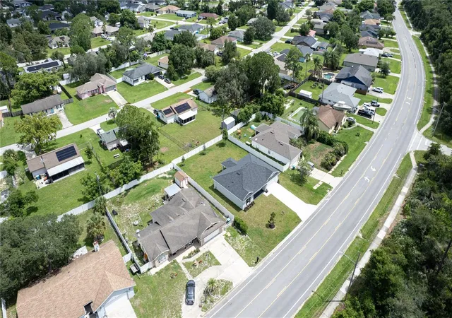 3rd image of 1592 E Normandy Blvd, Deltona, FL 32725 | MLS# V4949997