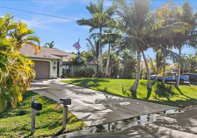 Homes for sale in Cape Coral, FL | 1209 Nw 25Th Pl, Cape Coral, FL 33993 | MLS# C7527978