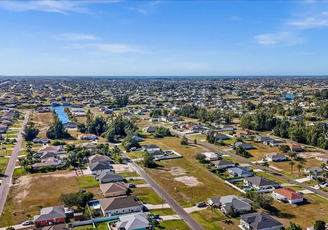 Homes for sale in Cape Coral, FL | 1209 Nw 25th Pl, Cape Coral, FL 33993 | MLS# C7527978