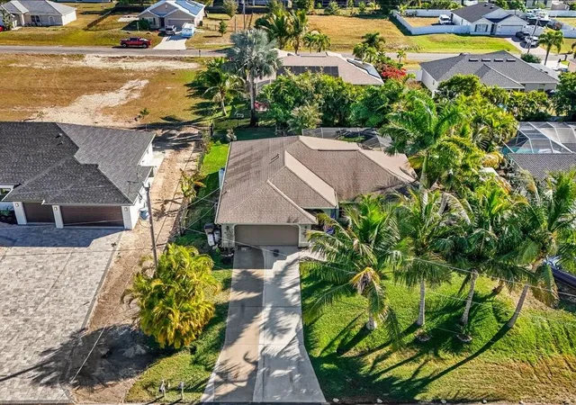 Homes for sale in Cape Coral, FL | 1209 Nw 25Th Pl, Cape Coral, FL 33993 | MLS# C7527978
