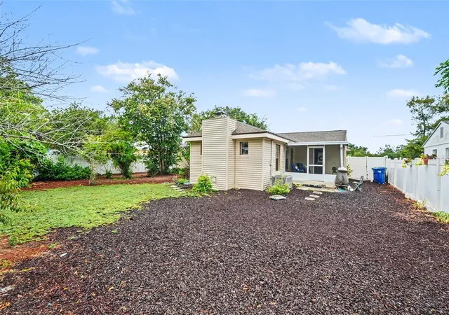 Homes for sale in Tampa, FL | 10308 N Oakleaf Ave, Tampa, FL 33612 | MLS# TB8525345