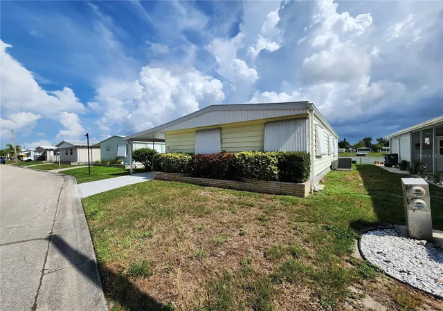 1st image of 808 53rd Ave E #169, Bradenton, FL 34203 | MLS# A4698794