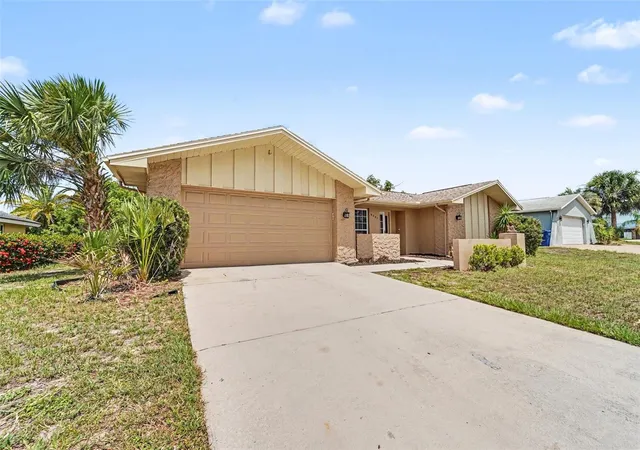 Photo 2 of Single family home for sale at 8321 Briarleaf Ct, Port Richey, FL 34668 | MLS# O6421789 | Listing updated on 2026-10-06