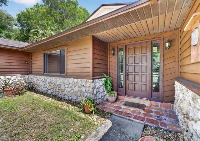 2nd image of 551 Rylane St, De Leon Springs, FL 32130 | MLS# G5114578