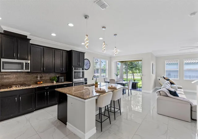 Homes for sale in Debary, FL | 612 Via Isabelle Dr, Debary, FL 32713 | MLS# O6421795