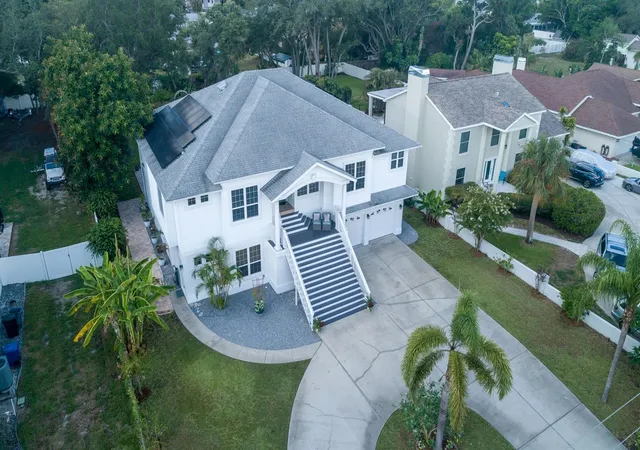 2nd image of 1605 Gulf Rd, Tarpon Springs, FL 34689 | MLS# TB8525355