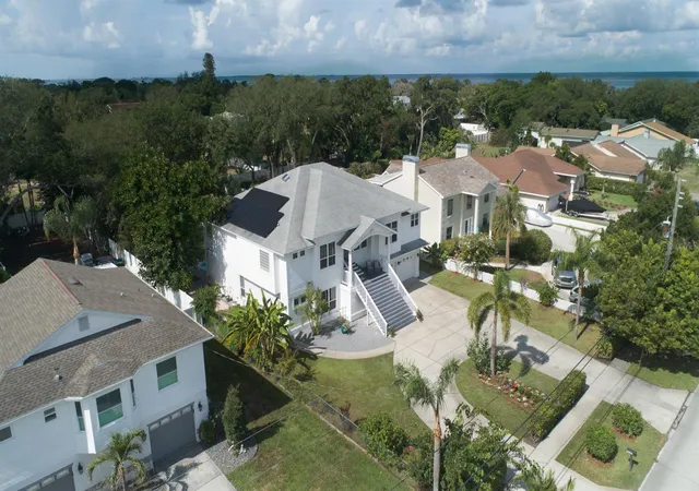 3rd image of 1605 Gulf Rd, Tarpon Springs, FL 34689 | MLS# TB8525355