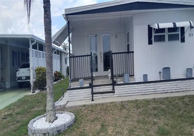 1st image of 313 Danube Cir, Bradenton, FL 34207 | MLS# A4698798