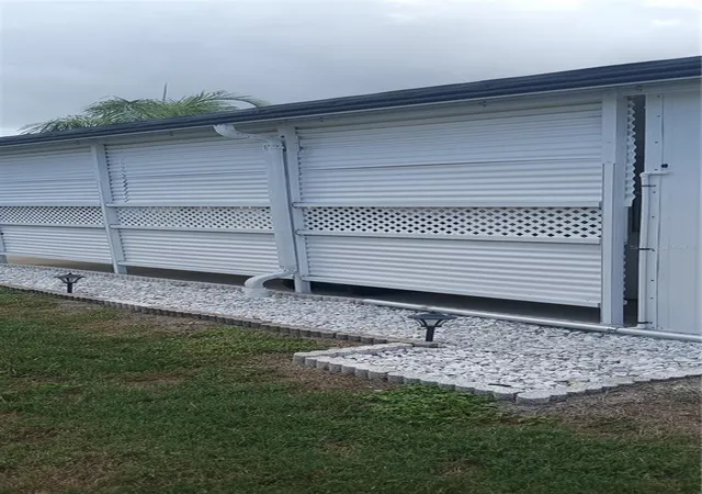 4th image of 313 Danube Cir, Bradenton, FL 34207 | MLS# A4698798