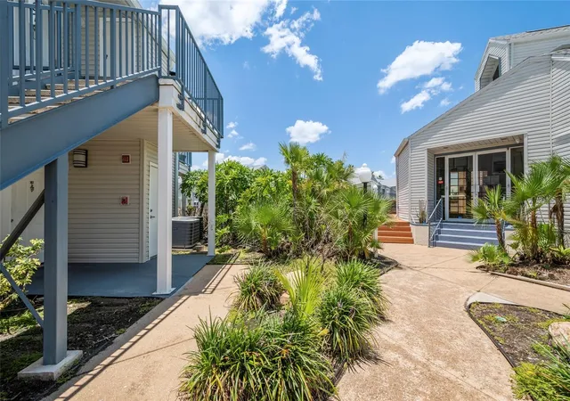 2nd image of 2568 Woodgate Blvd #107, Orlando, FL 32822 | MLS# O6421805