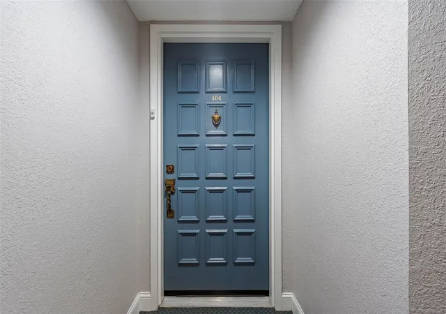 Photo 3 of Condo for sale at 6372 Palma Del Mar Blvd S #406, St Petersburg, FL 33715 | MLS# TB8525372 | Listing updated on 2026-07-10