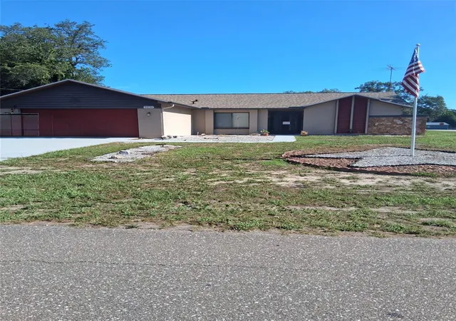 Photo 1 of Single family home for sale at 9231 Eldridge Rd, Spring Hill, FL 34608 | MLS# W7887294 | Listing updated on 2026-08-01