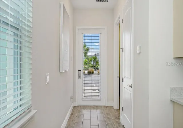 Photo 4 of Single family home for sale at 8117 Surf St, Kissimmee, FL 34747 | MLS# O6421843 | Listing updated on 2026-07-16