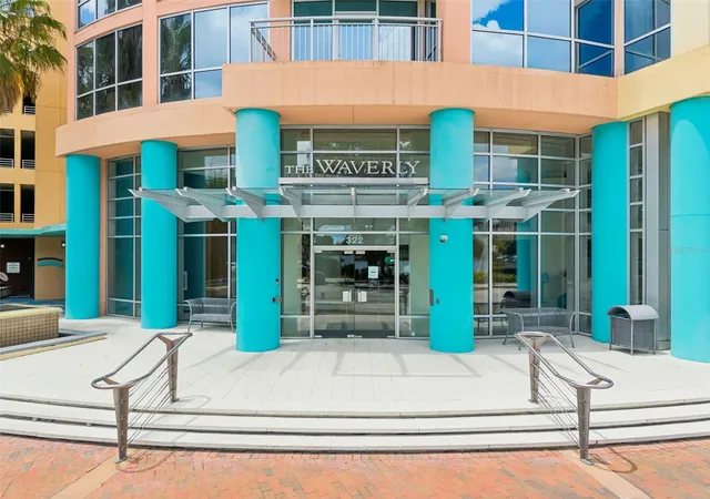 Photo 2 of Condo for sale at 322 E Central Blvd #1107, Orlando, FL 32801 | MLS# O6421846 | Listing updated on 2026-08-25