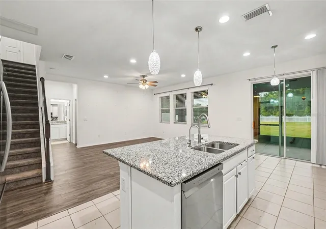 5th image of 12112 Ledbury Commons Dr, Gibsonton, FL 33534 | MLS# O6421849