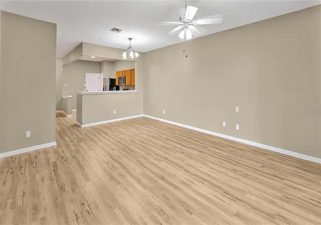 4th image of 6292 Twain St #102, Orlando, FL 32835 | MLS# O6421853