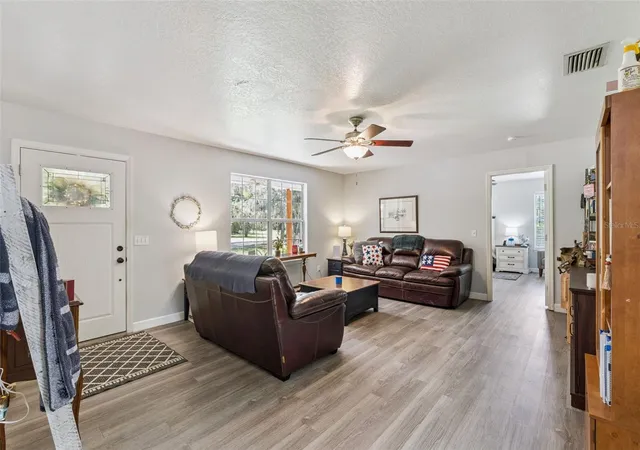 Photo 4 of Single family home for sale at 5500 Ventura Acres Rd, Groveland, FL 34736 | MLS# G5114586 | Listing updated on 2026-09-05
