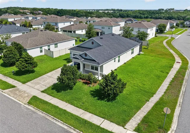 Homes for sale in Apopka, FL | 2364 Carriage Pointe Loop, Apopka, FL 32712 | MLS# O6421856