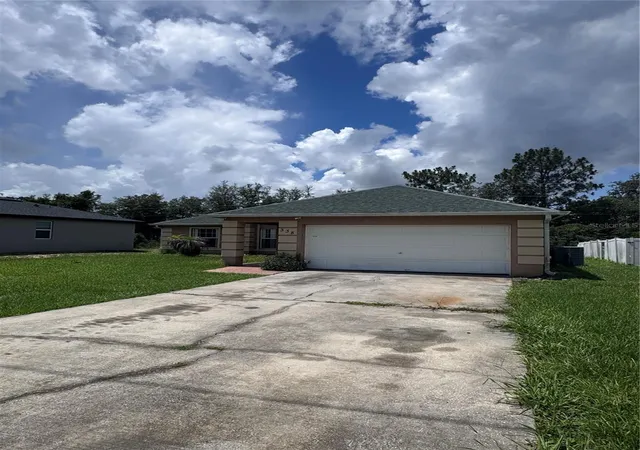 Photo 2 of Single family home for sale at 338 Kingfish Dr, Kissimmee, FL 34759 | MLS# O6421860 | Listing updated on 2026-10-17