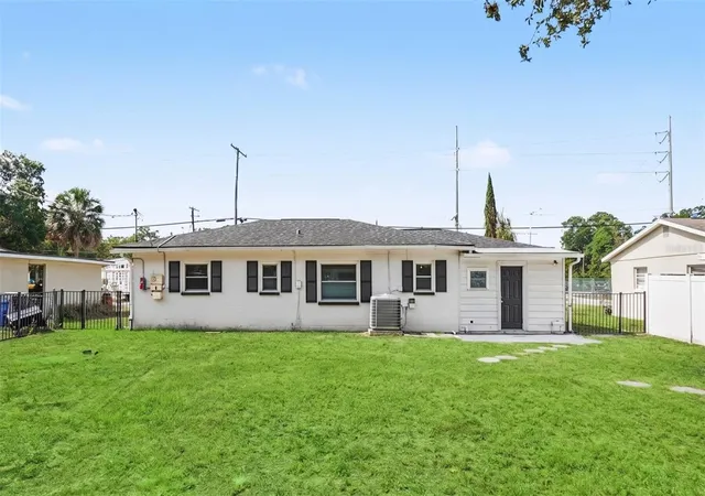 27th image of 313 Miller Mac Rd, Apollo Beach, FL 33572 | MLS# O6421863